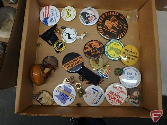 Vintage buttons; some Minnesota football and Indians Homecoming1959