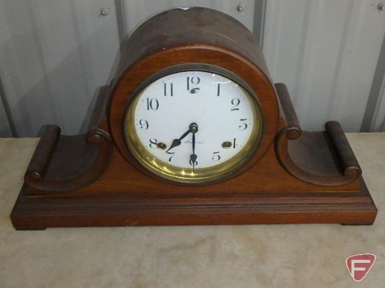 Sessions chiming mantle clock