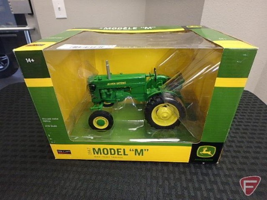 SpecCast Collectibles John Deere 1947 Model M, 1/16, No JDM252