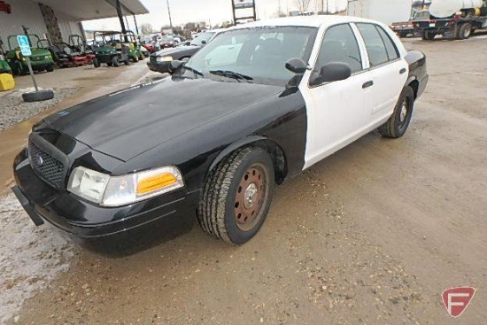 2009 Ford Crown Victoria Passenger Car, VIN # 2fahp71v89x138990