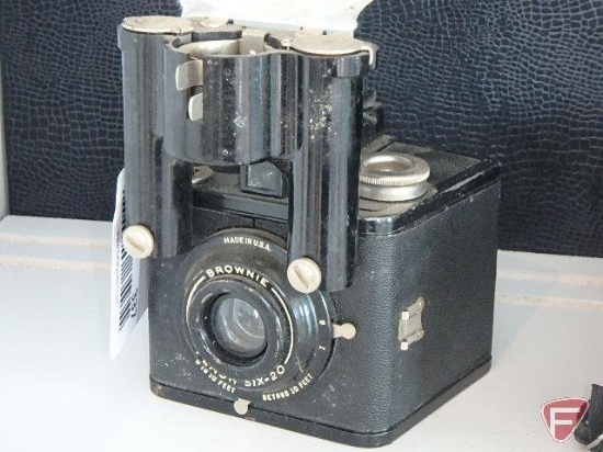 Vintage cameras, Kodak Brownie Flash Six-20, Kodak Pony IV with Kodalite Super M4 flashholder,