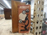 Scope Instrument Company, model 5002, microscope 100x-500x, wood box