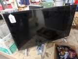 TCL Roku flatscreen TV with remote, Service No 32S305TDAA, 32inch