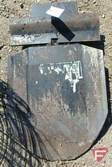 Tree spade/digger pallet fork attachment, 22in blade