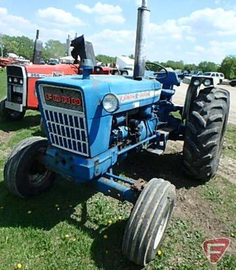 1974 Ford 5000 diesel tractor sn C437396, 6684 hours showing, Ford BSD 4-cyl diesel engine