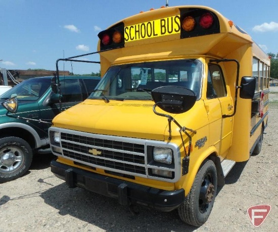 1995 Chevrolet G30 Bluebird Mini School Bus, VIN # 1GBHG31K0SF133846