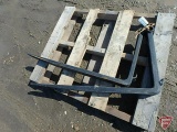 (2) round shaft pallet forks, forks only: 1-1/4