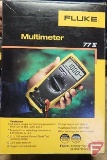 Fluke 773 analog/digital multi-meter
