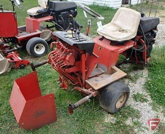 Jacobsen Greens King IV greens mower, sn 622217609, 5913.0 hours showing, missing parts