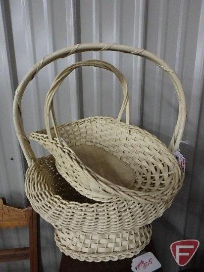(2) vintage baskets