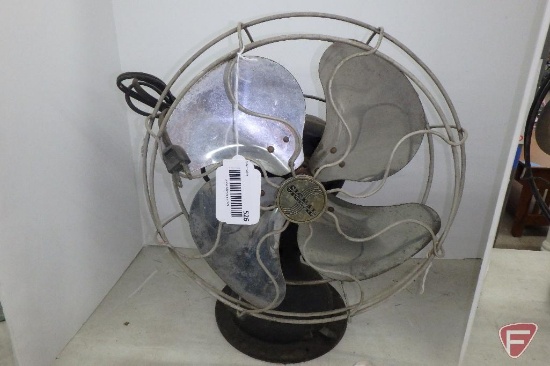 Vintage Signal variable-speed oscillating fan