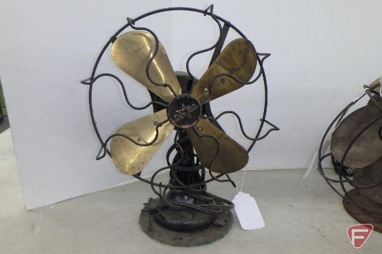 Vintage Star Rite variable-speed oscillating fan, sn. 1031 61