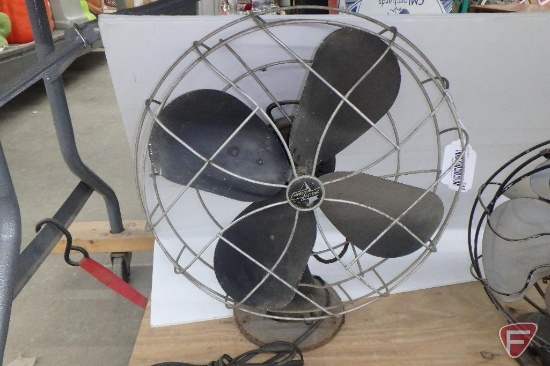 Vintage Emerson Electric variable-speed oscillating fan, type no. 79648-AP-G