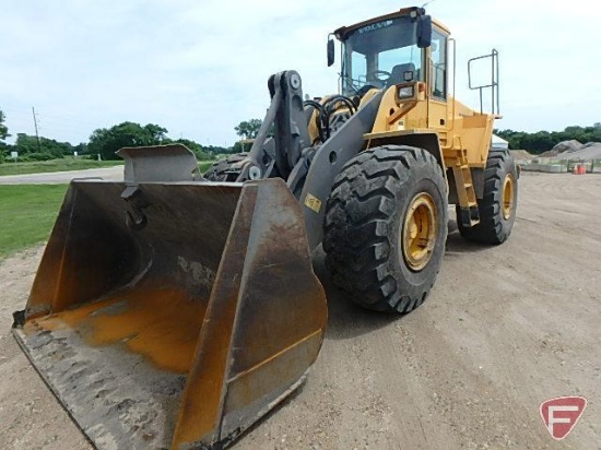 2004 Volvo L150E 5 Yard wheel loader, SN: L150EV7542, 51,455 weight capacity, 12,068 hours showing
