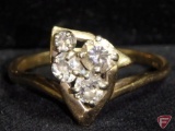 Ladies 14k yellow Gold Diamond fashion ring, mined cut stones: .25 PT TW, (2) 16 PT TW, and .02 PT