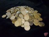 299 Circulated Wheat Cents, some early dates