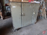 3 door, 6 drawer tool chest on casters, with keys