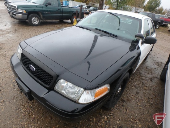 2008 Ford Crown Victoria Passenger Car, VIN # 2fafp71v28x144449