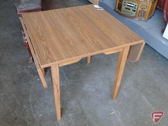 Wood drop leaf table, 30inx30in without leaves, each leaf is 9in