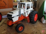 Ertl die cast metal Case 2590 toy tractor