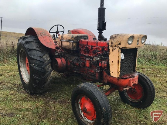 Case 900-B diesel tractor