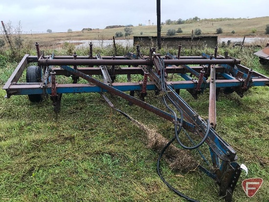 Ford 131 14ft pull type field cultivator