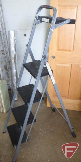 Skinny Mini folding metal step ladder