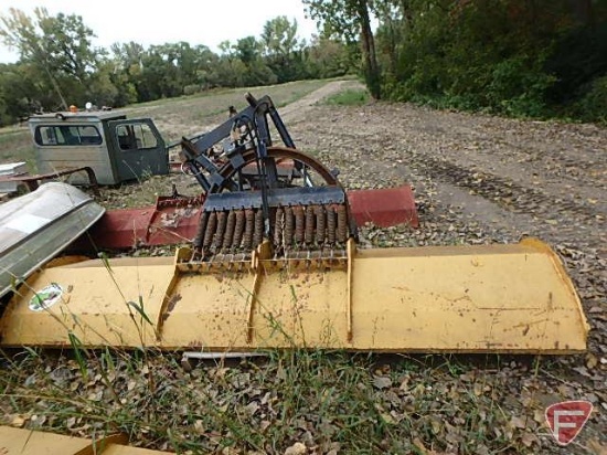 12ft snow plow No. HT025 with 180 degree pivot