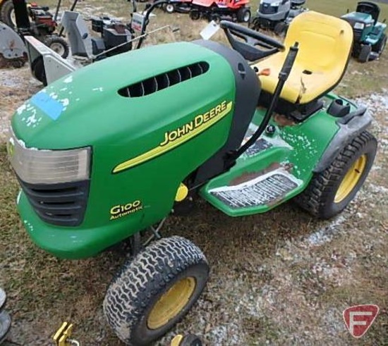 John Deere G100 automatic hydro-static lawn tractor, 54" deck, 540 hrs