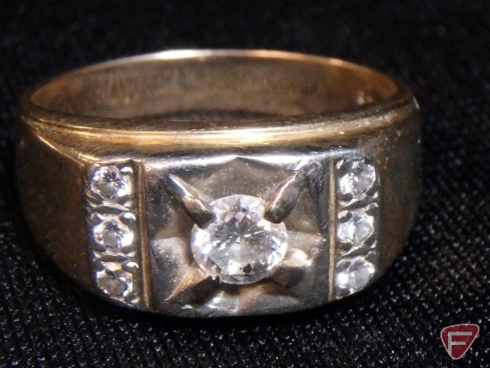Gents 14K Yellow Gold Diamond signet ring with center round Diamond .50 PT TW H I-3