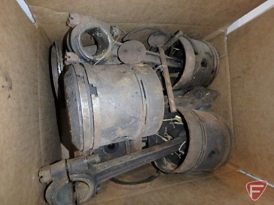 (5) Model T pistons and rods