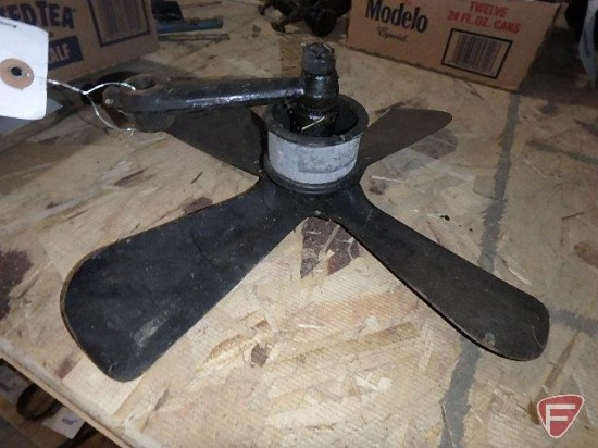 Model T fan blade assembly
