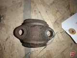 Model T center crankshaft bearing cap