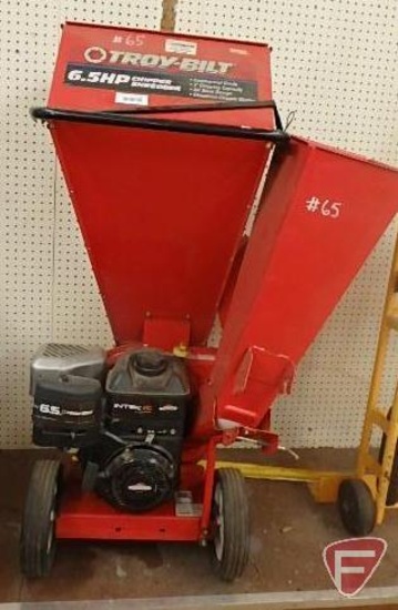 Troy-Bilt 6.5HP chipper shredder, 3" chipping capacity, with Briggs & Stratton engine