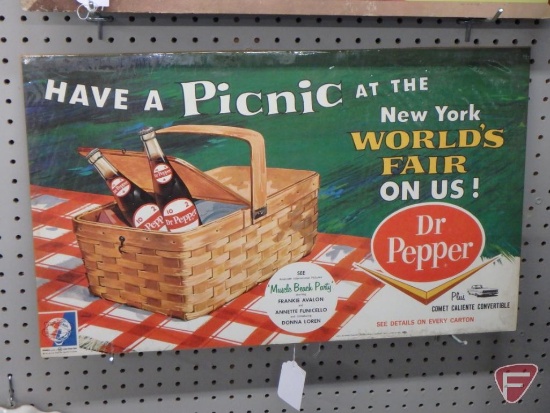 Dr Pepper advertising poster, New York Worlds Fair, 15inHx25inW