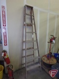 Keller 8' wood folding ladder