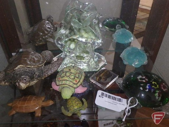 Variety of turtle figurines, 10 pcs