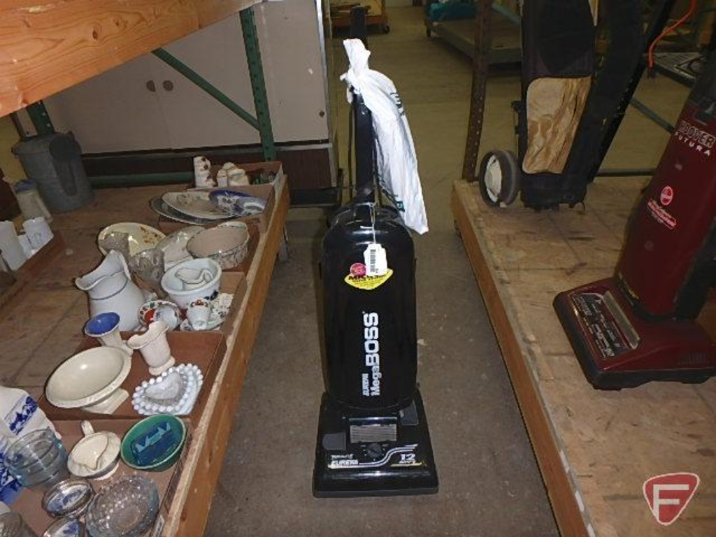 Eureka Mega Boss Bravo II vacuum 