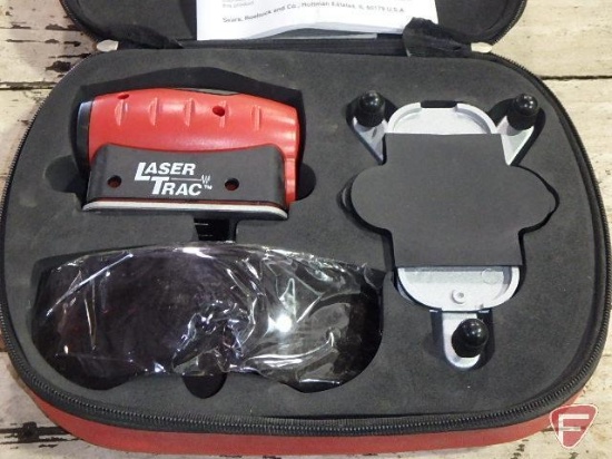 Craftsman 4-in-1 level with laser trac model 320.48251 with case