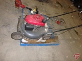 Honda GVC160 walk behind lawn mower with gas engine, 21