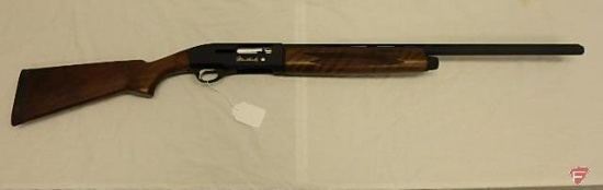Weatherby SA-08 12 gauge semi-automatic shotgun