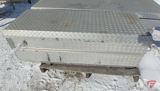 Weather Guard diamond plate toolbox to fit inside truck bed 47"W