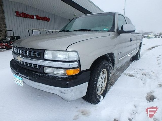 1999 Chevrolet Silverado Pickup Truck