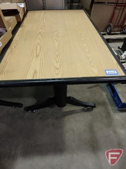 Table with step activated rollers, 60"x36"x28"H