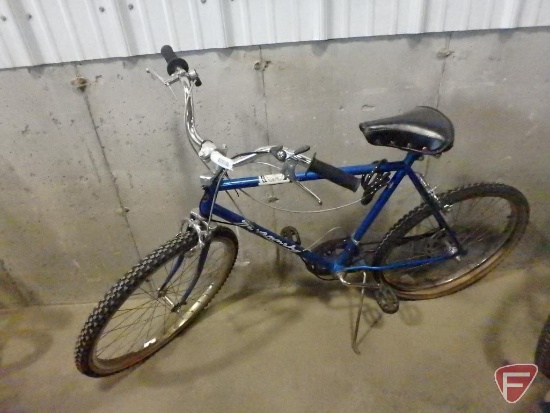 26? men?s blue Huffy Savannah bike/bicycle