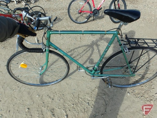 28" Men's Fuji green bike/bicycle