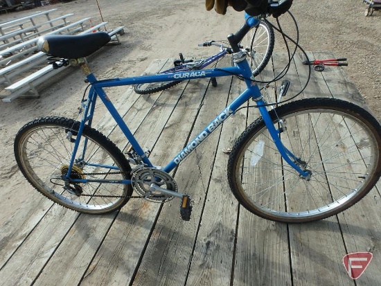 26" Men's Diamondback blue bike/bicycle