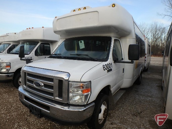 2012 Ford E-450 Super Duty Supreme Bus