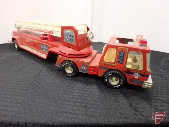 Nylint Aerial Hook and Ladder fire truck