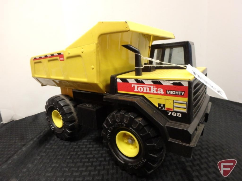 tonka mighty 768 dump truck